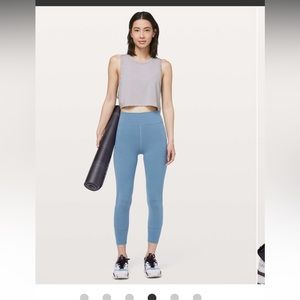 In Movement 7/8 Tight Beautiful condition